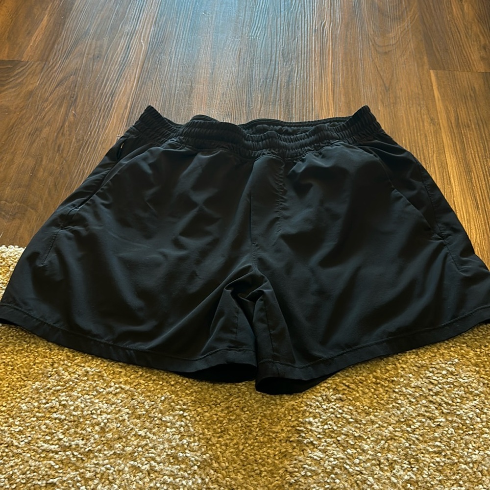 Men’s Lululemon Pace Breaker Linerless Short 5"